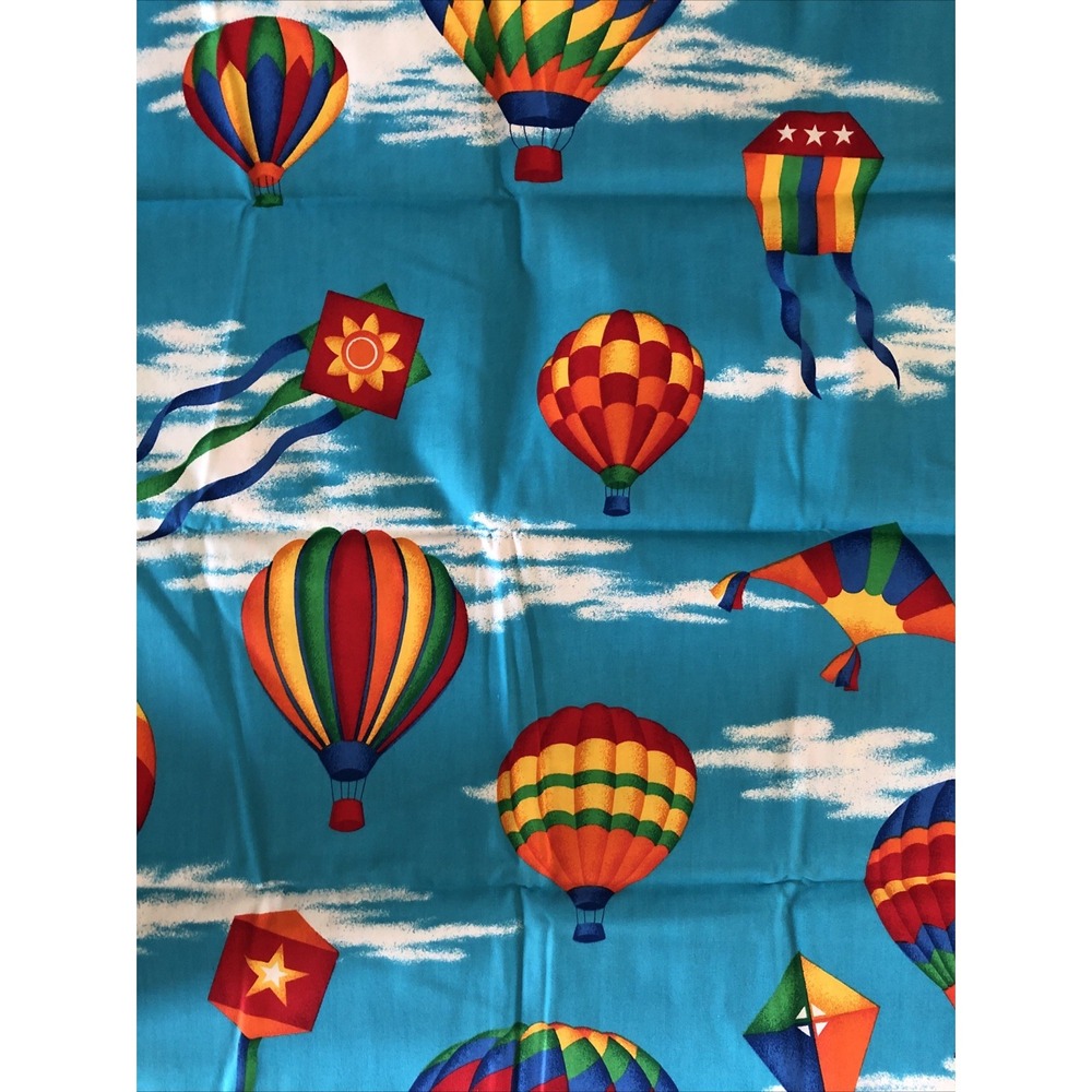 VTG Fabric Hot air Balloons & Kites Rainbows On Blue 1 Yard 38x45